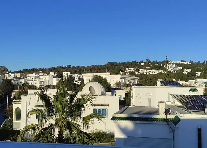 Rooftop Gem: Perfect For A Solo/Duo Traveler